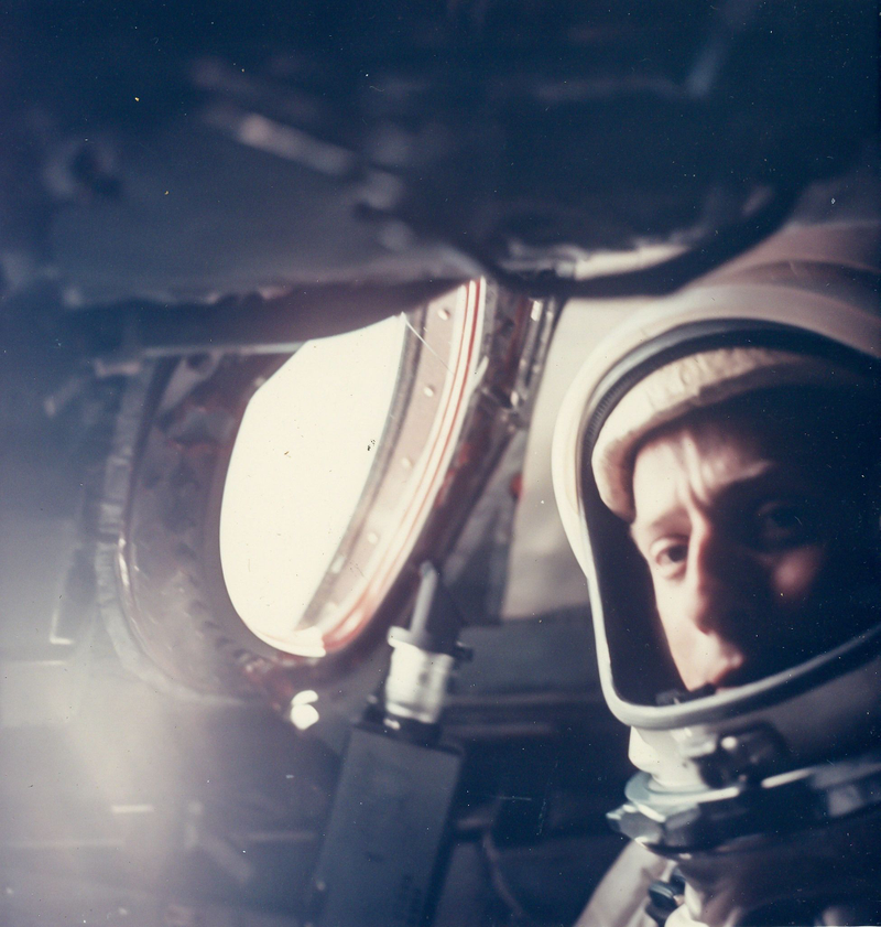 Illustration for article titled The crappy photos of NASA's golden era you never get to see